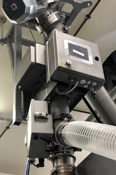 Самотёчный металлодетектор QUICKTRON 07 RH HyQ Clean – грануляция и гомогенизация смесей в фармацевтическом производстве