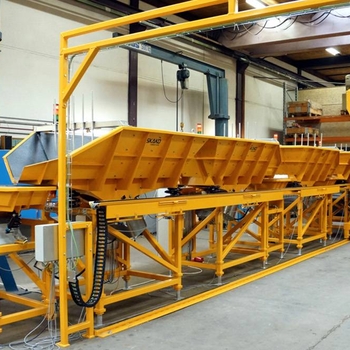 Подъемник-опрокидыватель