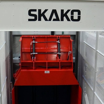 Подъемник-опрокидыватель