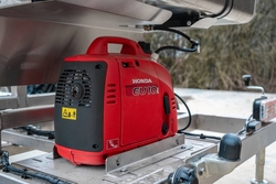 Инверторный бензиновый электрогенератор